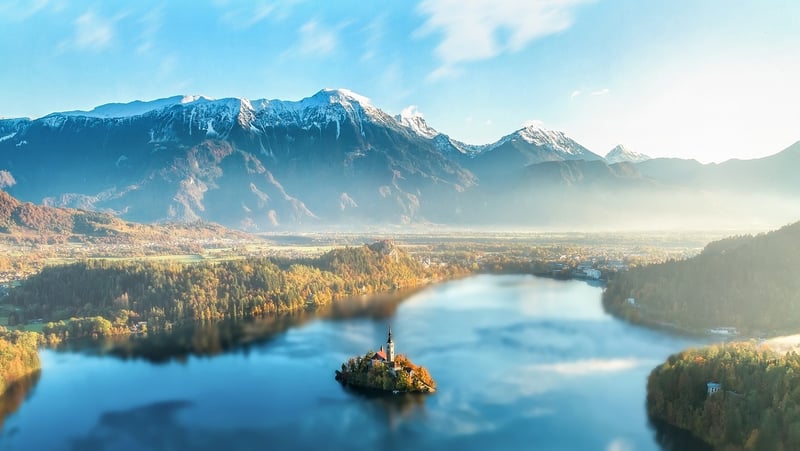 Serene Alpine Lakes